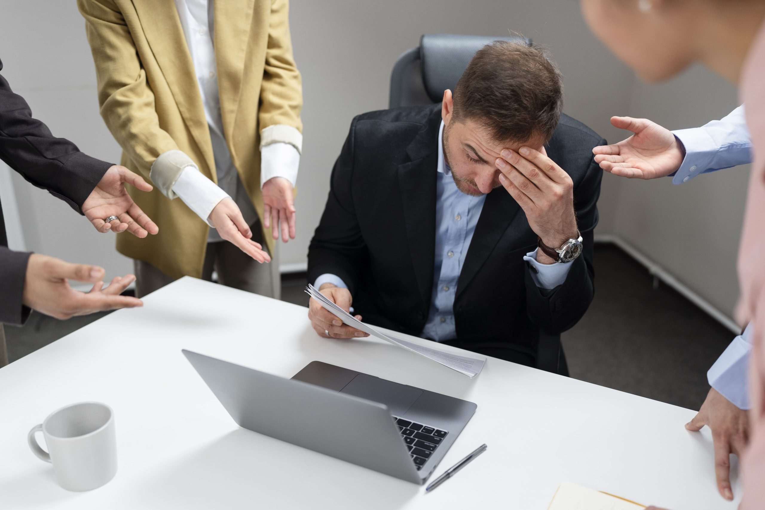 Quer abrir empresa em Joinville? Quais erros podem atrasar seu sucesso? Saiba como evitar problemas comuns na abertura.